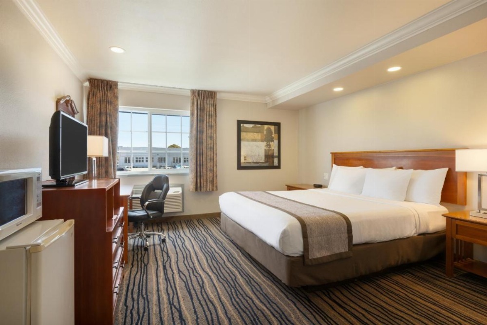 Room image 2
