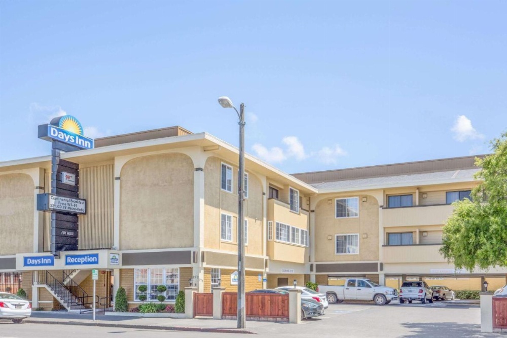 Days Inn by Wyndham Eureka CA Image 49