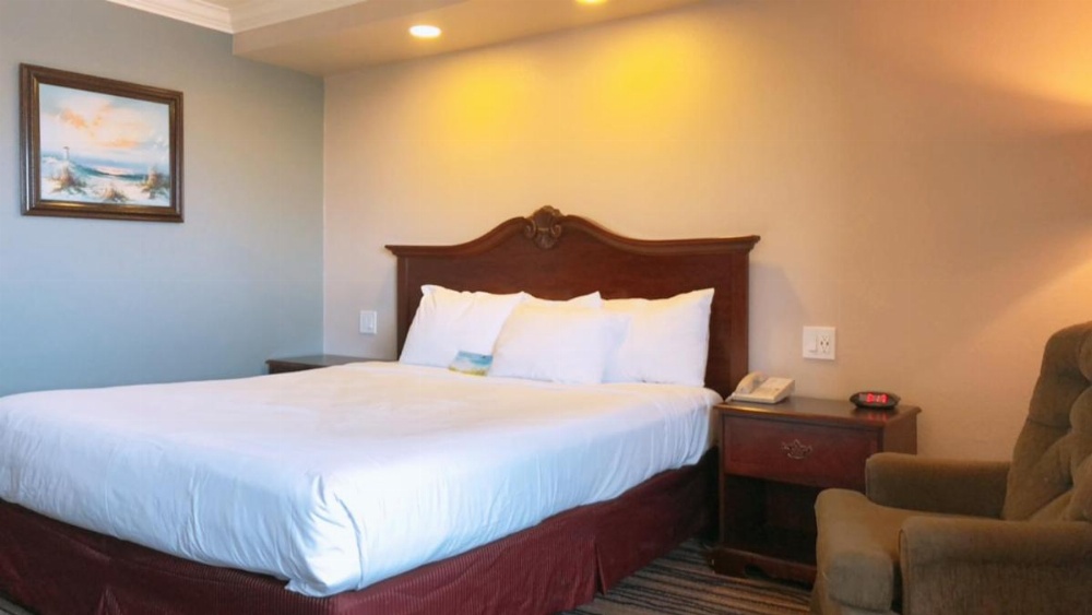 Days Inn by Wyndham Eureka CA